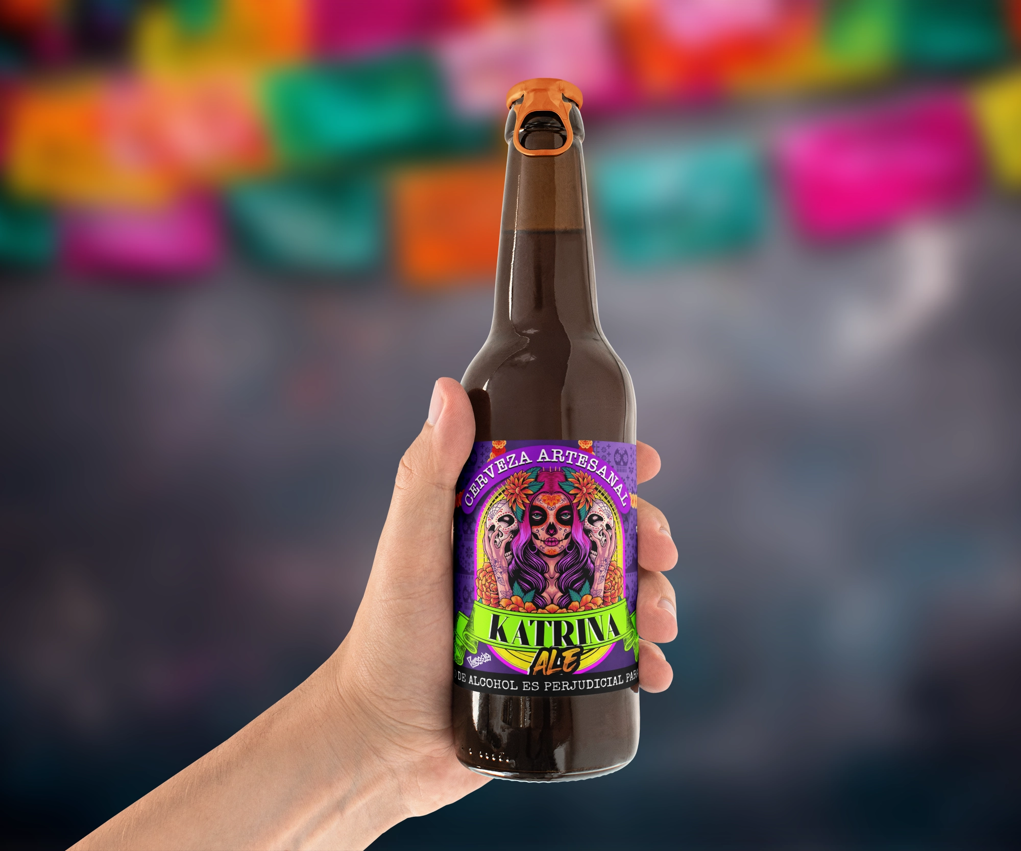 etiquetas para Barrocko, una cervecería artesanal que buscaba destacar en un mercado altamente competitivo. El objetivo fue crear un sistema visual atractivo y coherente que capturara la esencia de cada cerveza, fortaleciendo la identidad de marca y generando mayor impacto en el punto de venta.